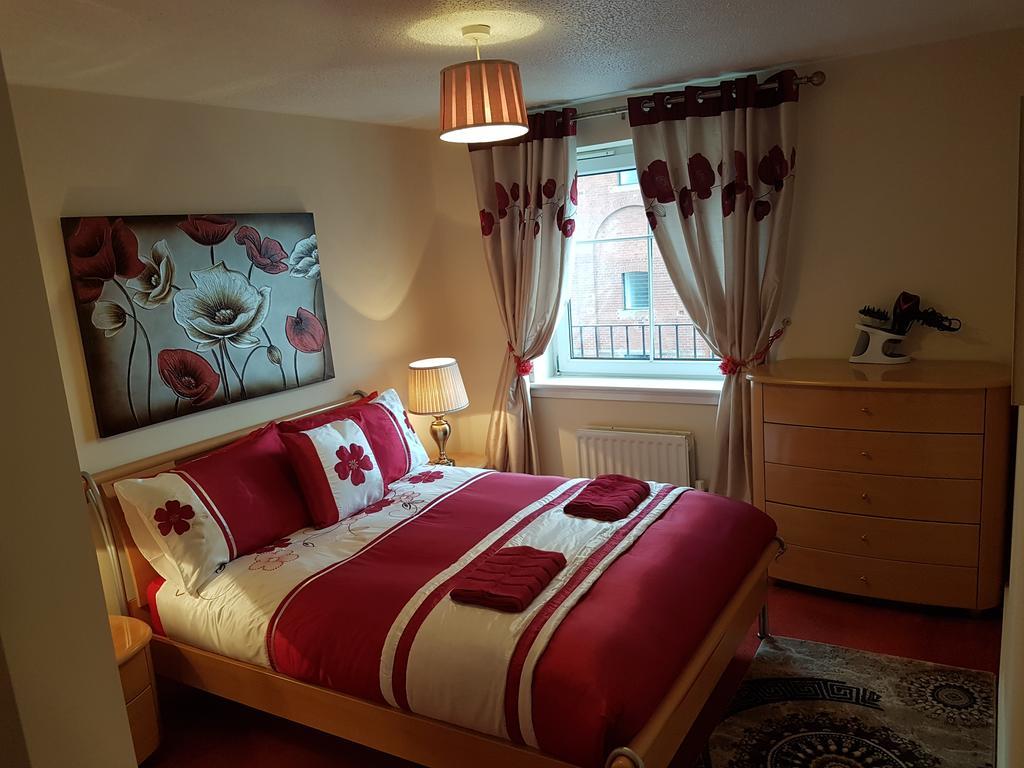 Deluxe * Edinburgh