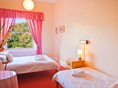 Guest house Halcyon House 3*
