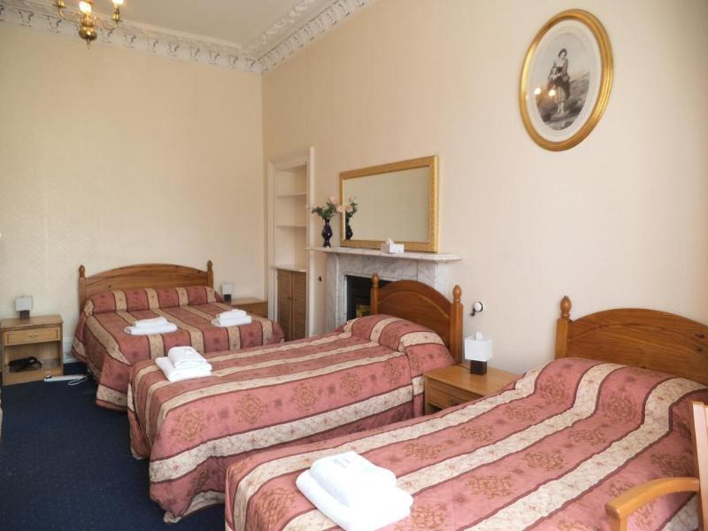 Menzies Apartment *