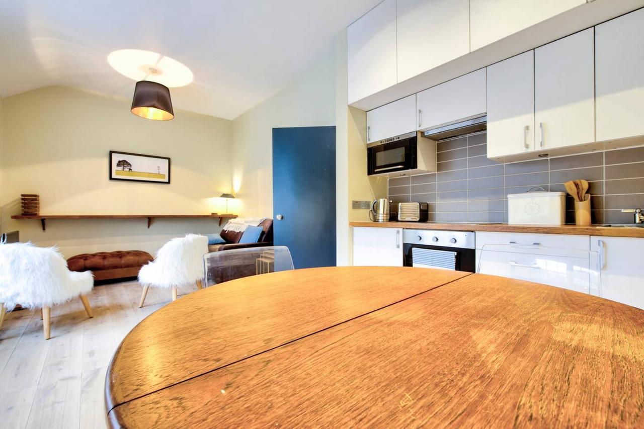 Holiday home Altido Mews House In The City Edinburgh