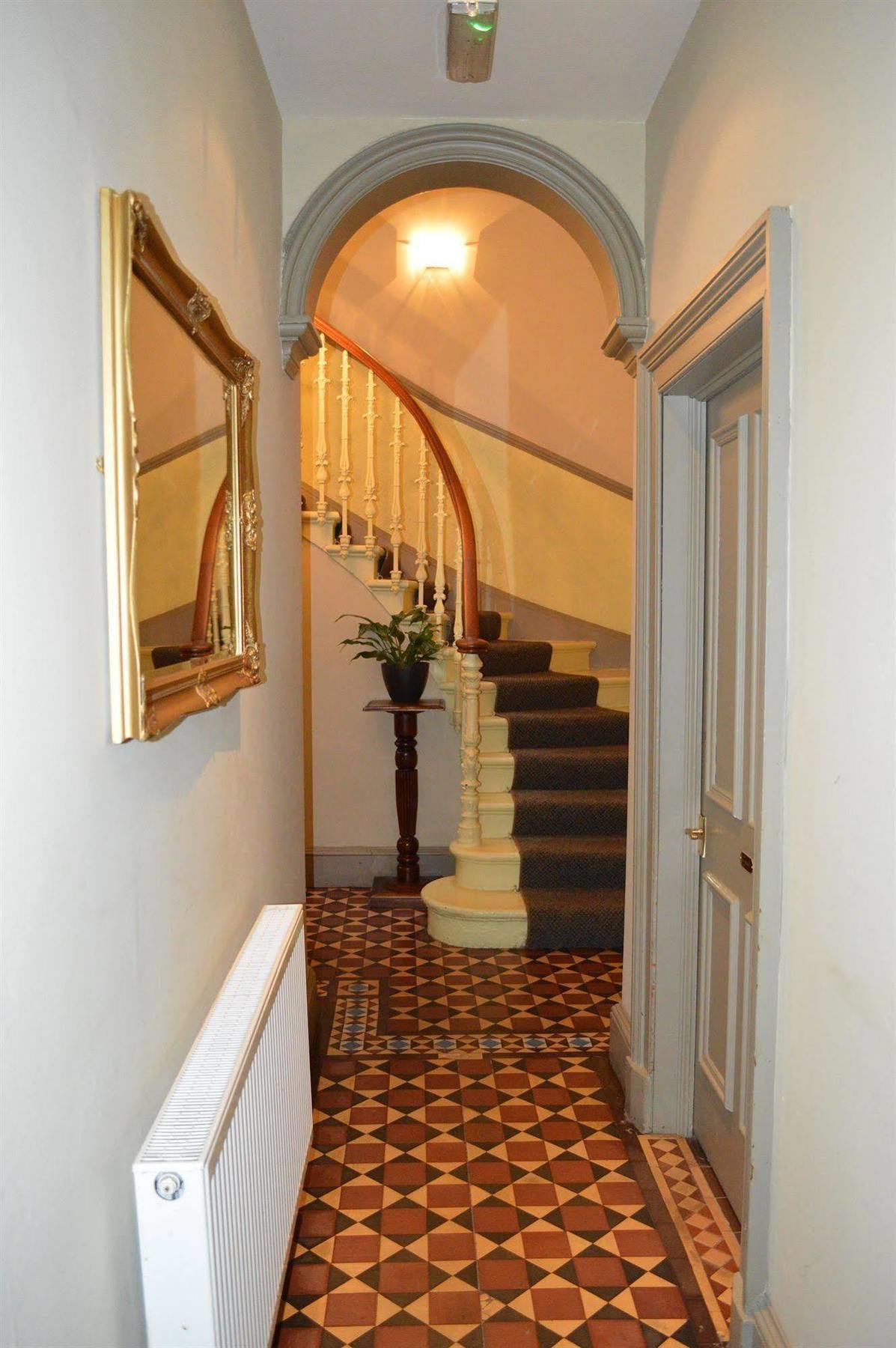 Mw Townhouse Guest house Edinburgh