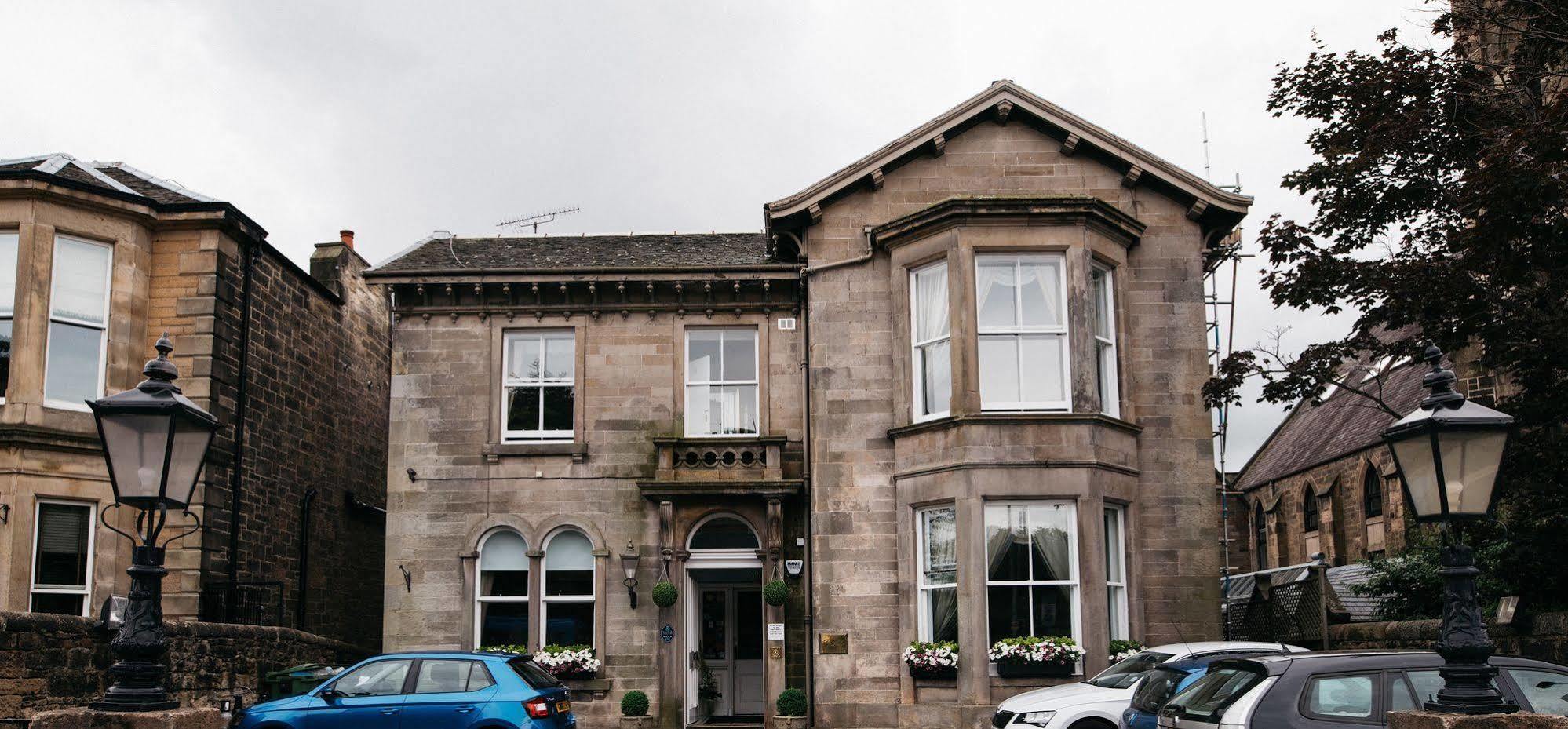 Guest house West End