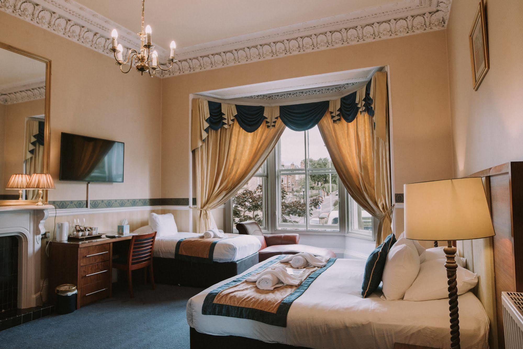 West End 4* Edinburgh
