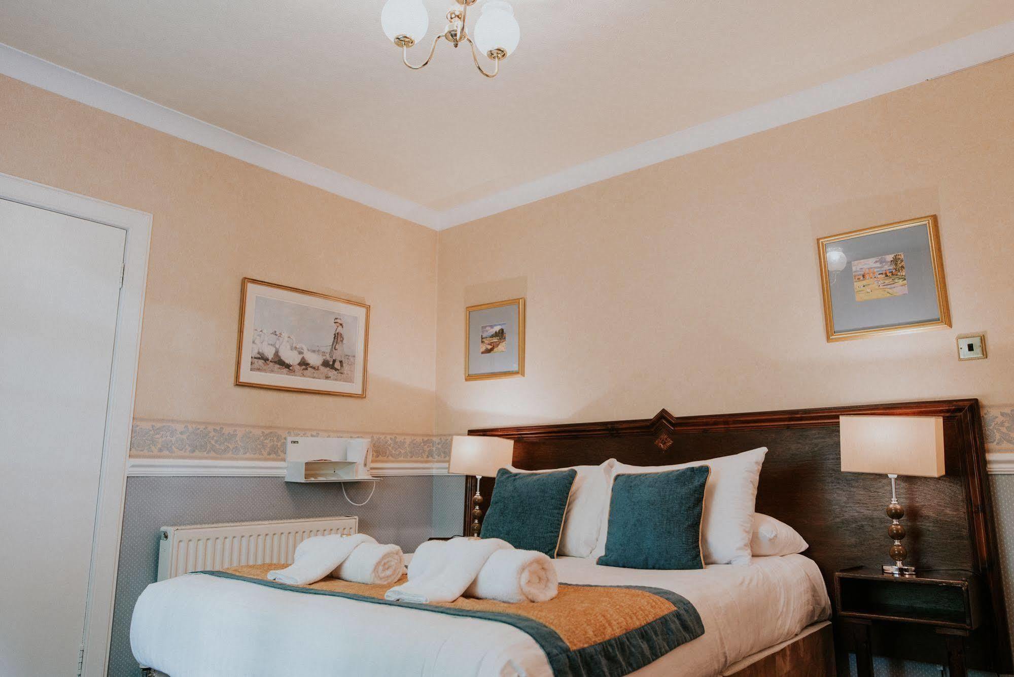 Guest house West End 4*