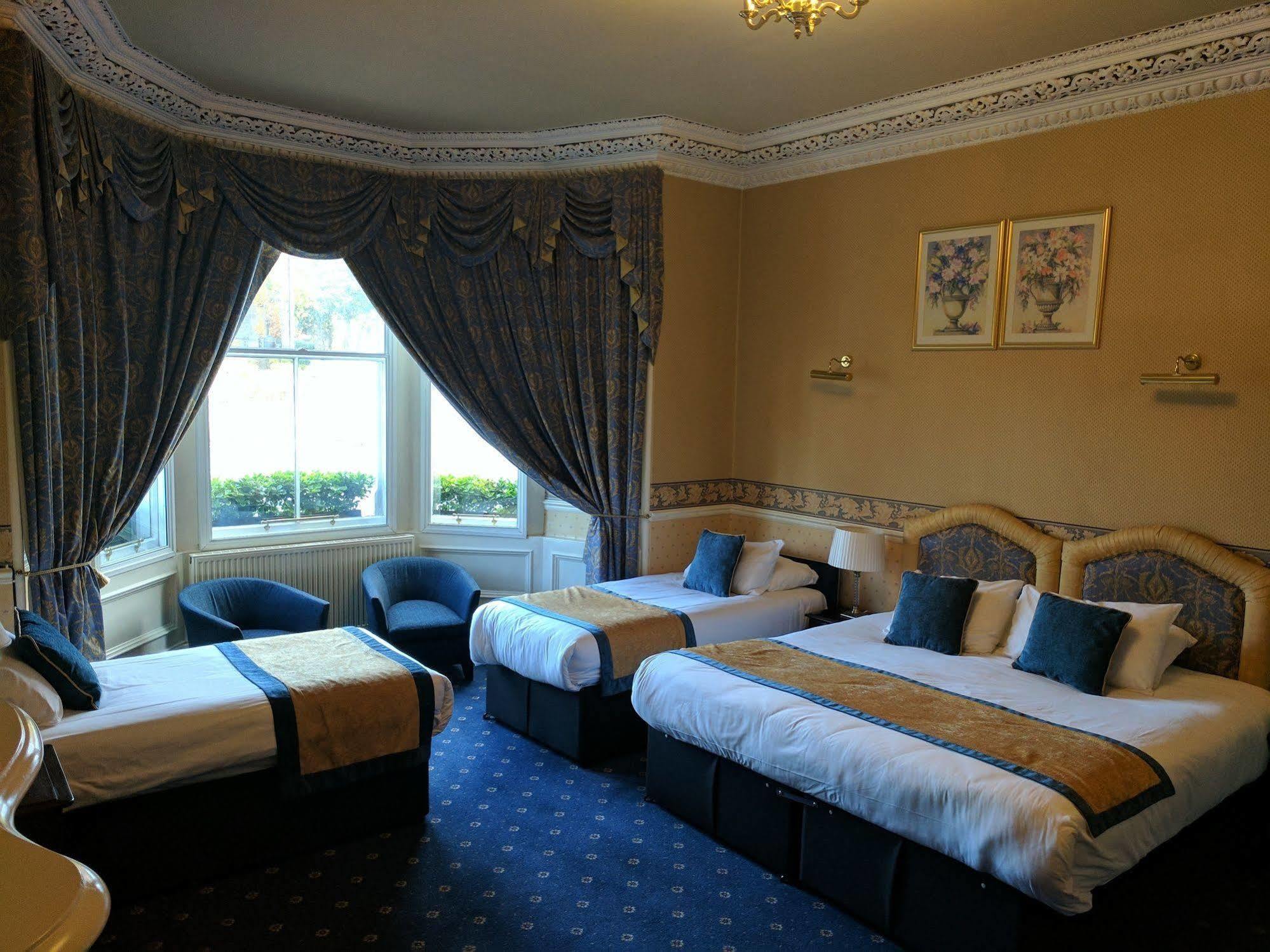 West End 4* Edinburgh