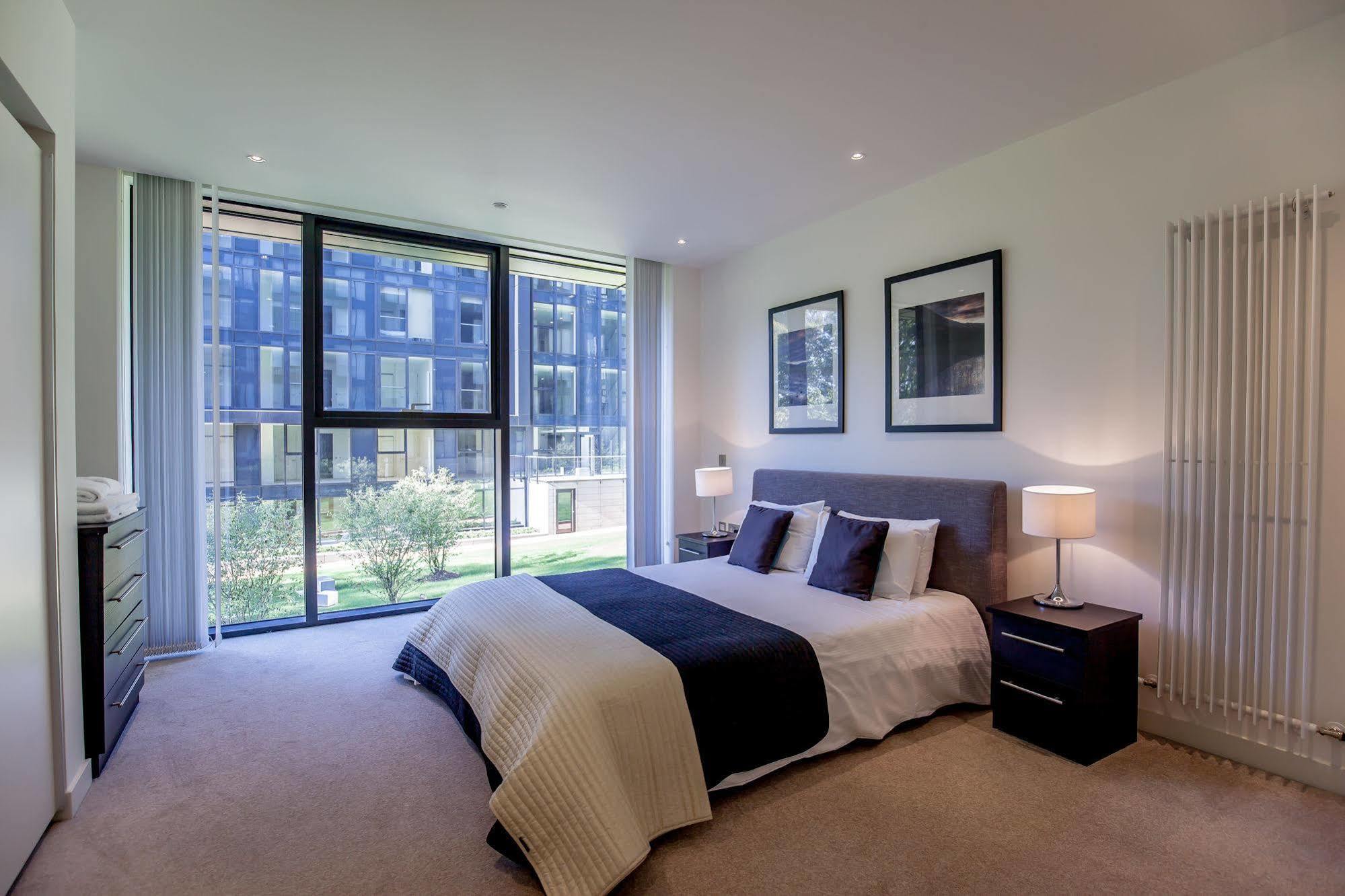 Cloud 9 - Quartermile 4*