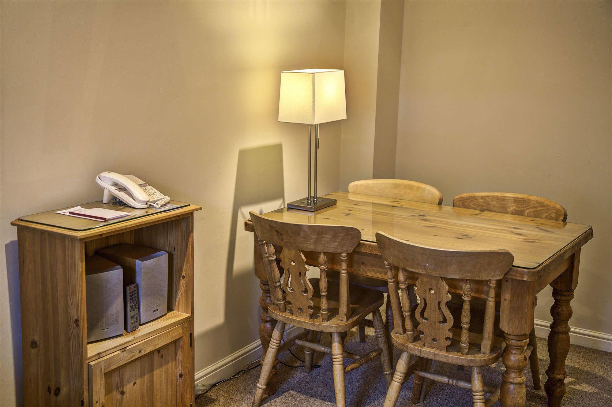 Aparthotel Fountain Court - Grove EDI