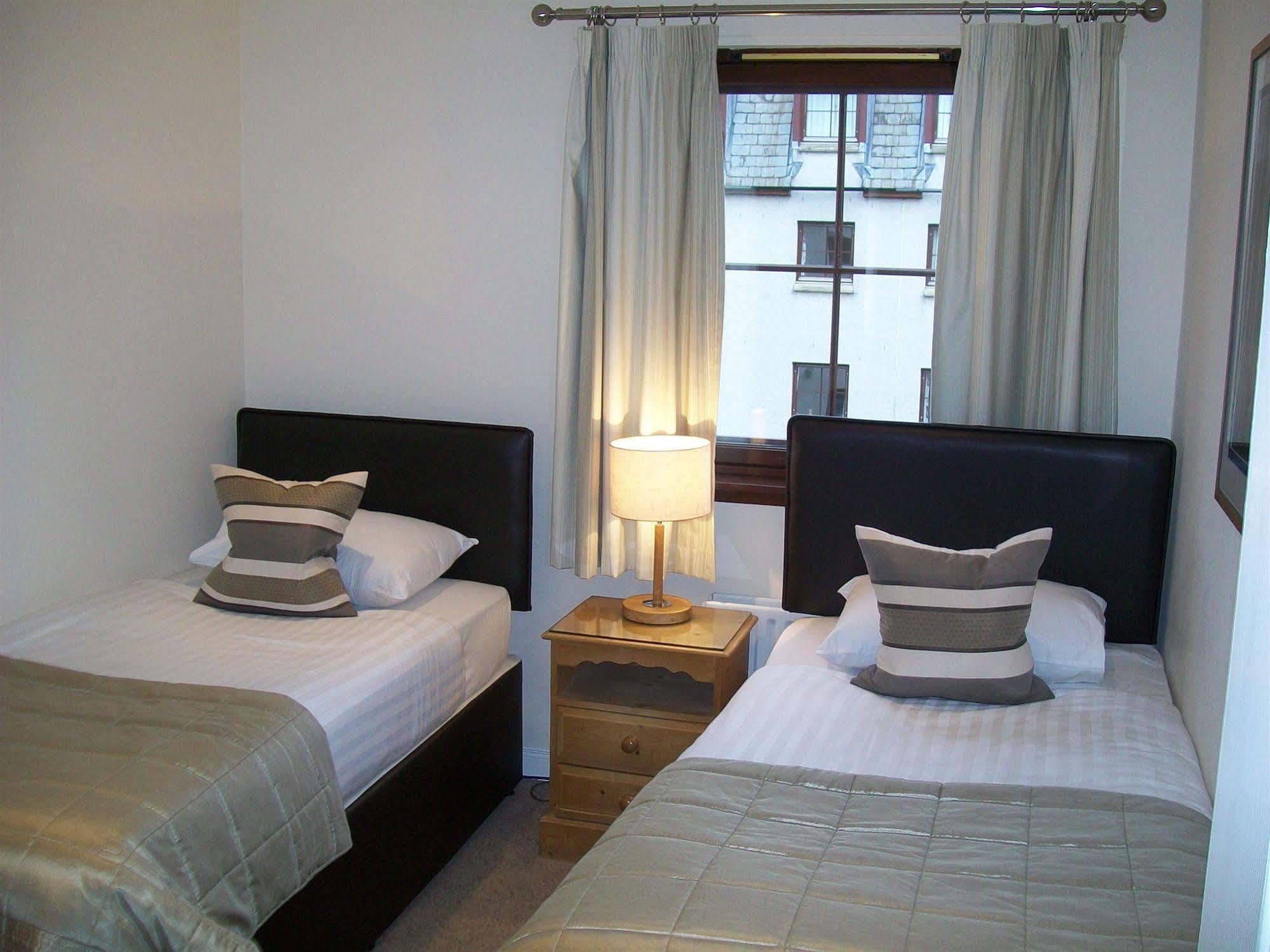 Aparthotel Fountain Court - Grove 4*