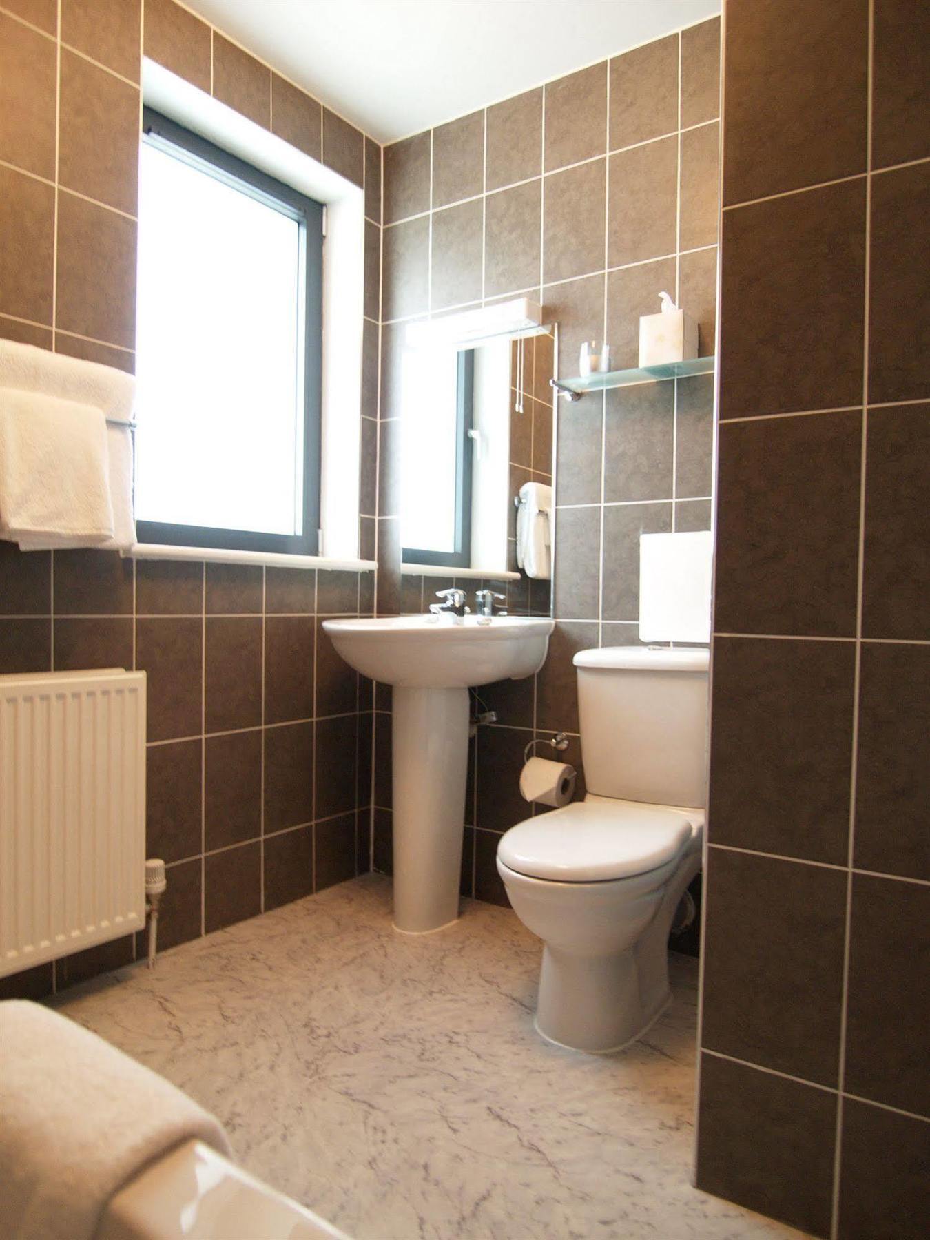 Fountain Court - Eq2 Aparthotel 4*