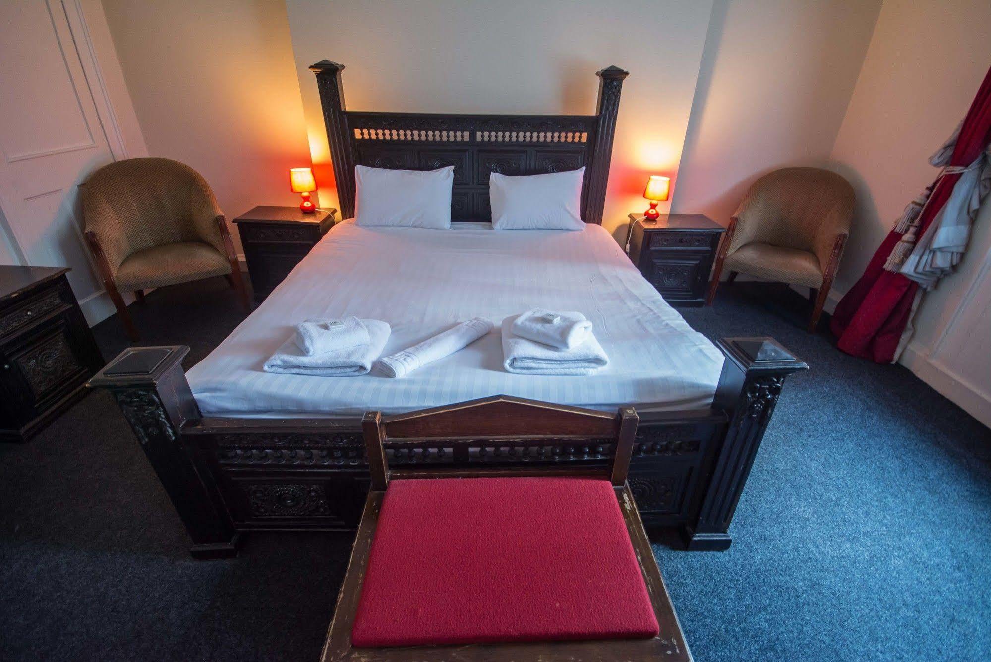 York House Bed & Breakfast 2*