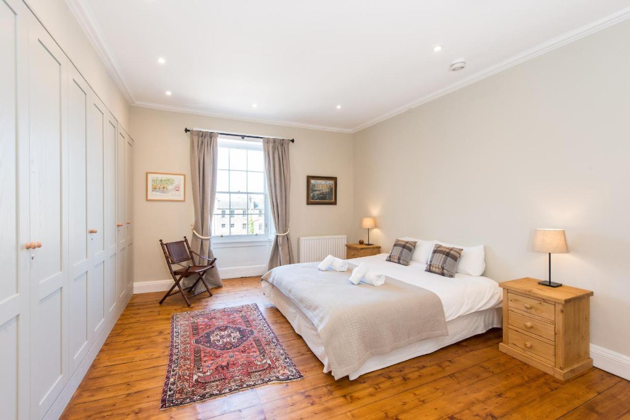 Apartment The New Town Idyll @ Dublin Street *