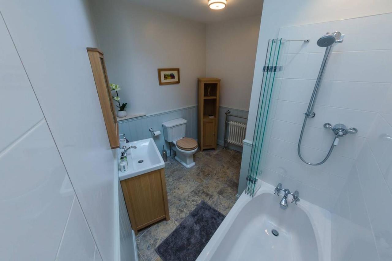 Apartment Joivy Stylish In Trendy New Town Location *