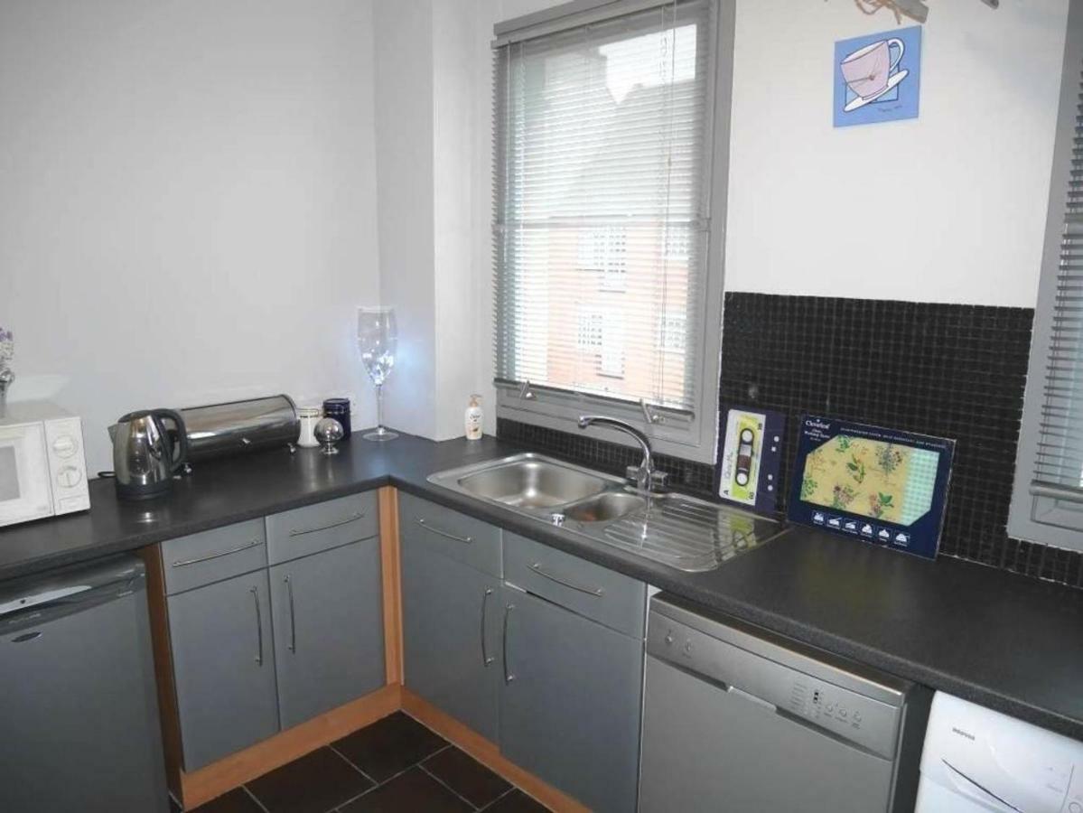1 Bed In The Heart Of Edinburgh's Old Town