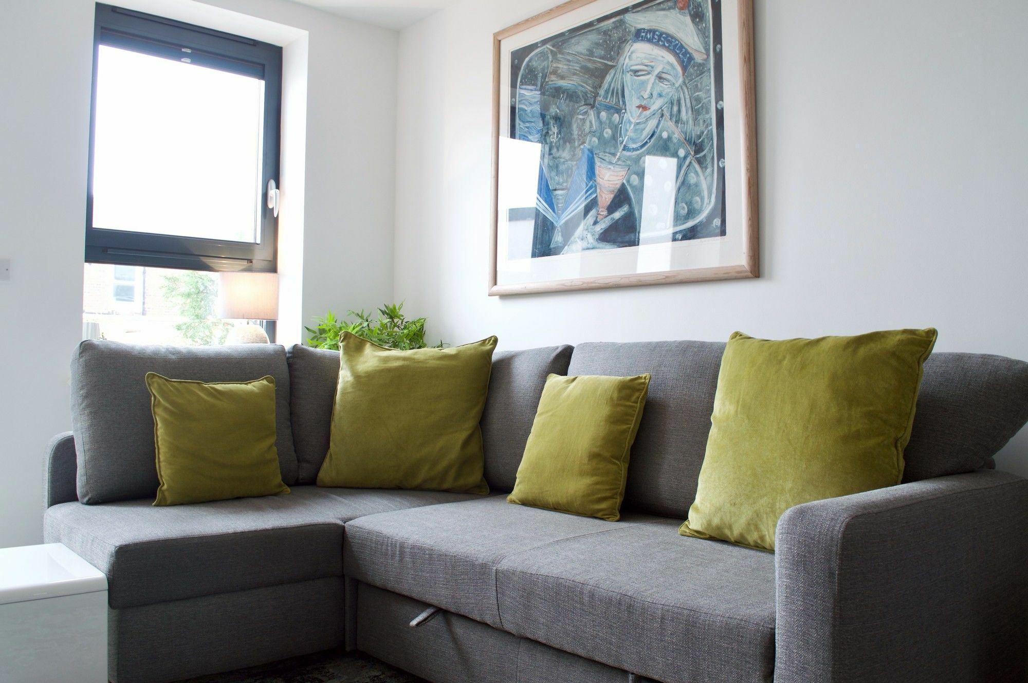 2 Bedroom With Free Parking Edinburgh