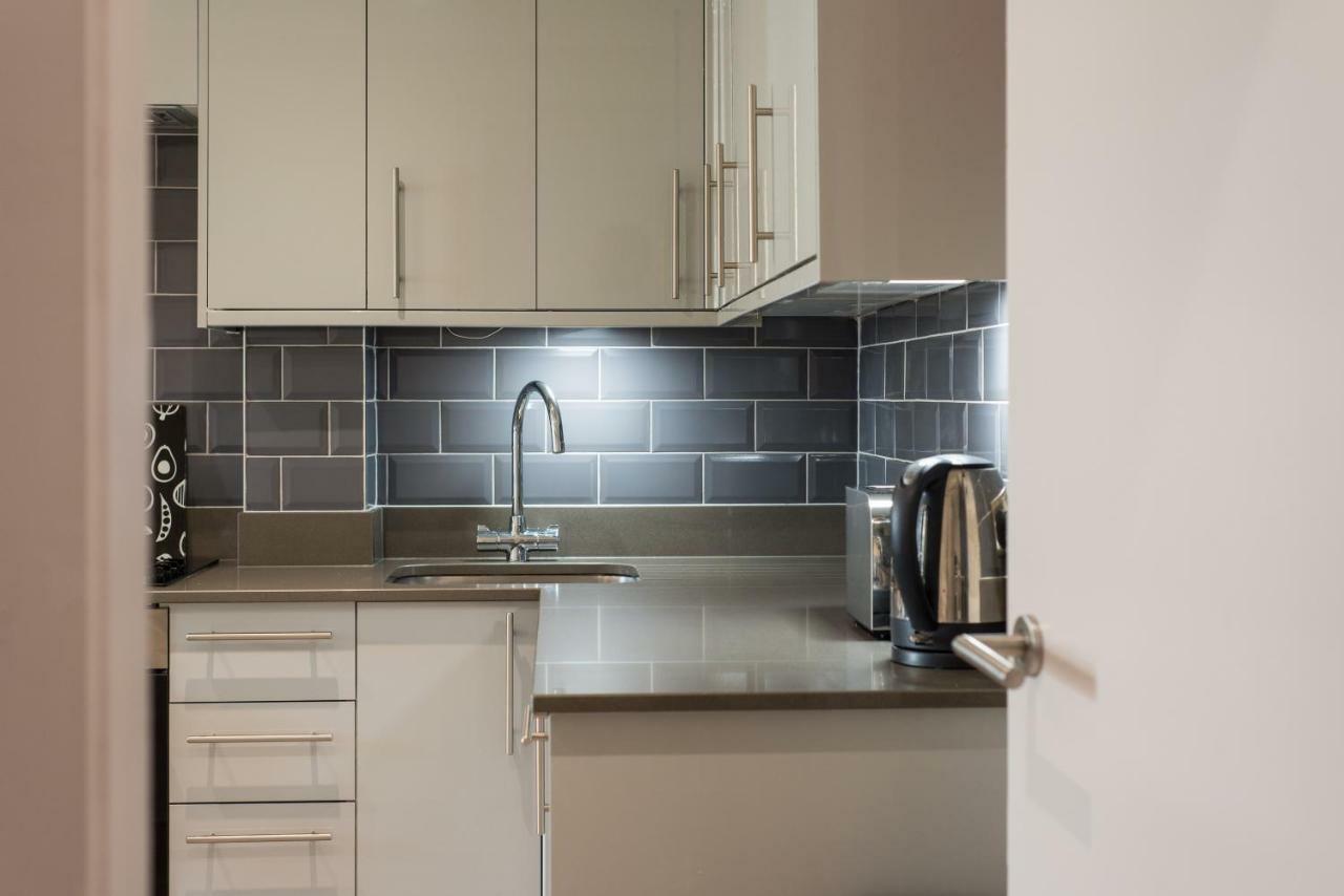 Aparthotel Fountain Court - Grove 4*
