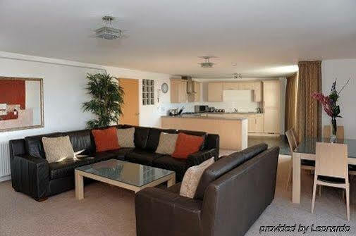 Fountain Court - Eq2 Aparthotel