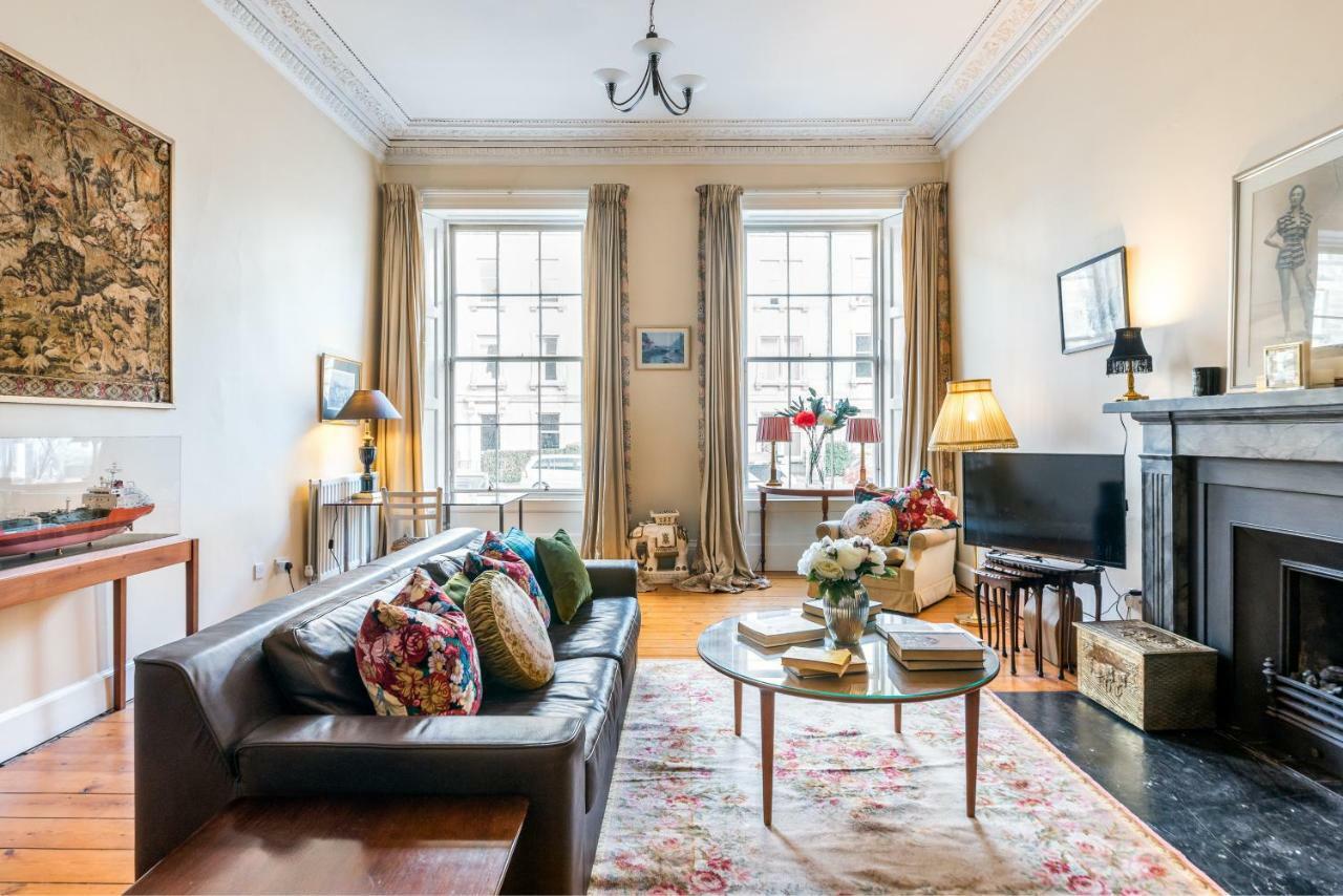 Grand & Spacious With Wifi Apartment