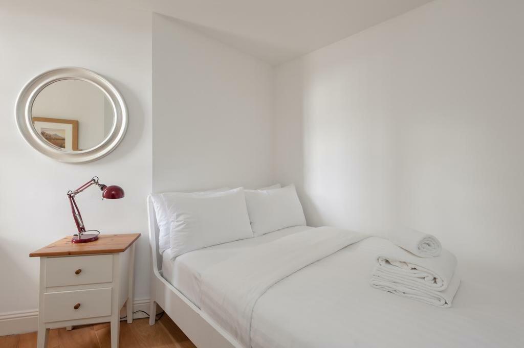3 New Assembly Close - Royal Mile Apartment Edinburgh