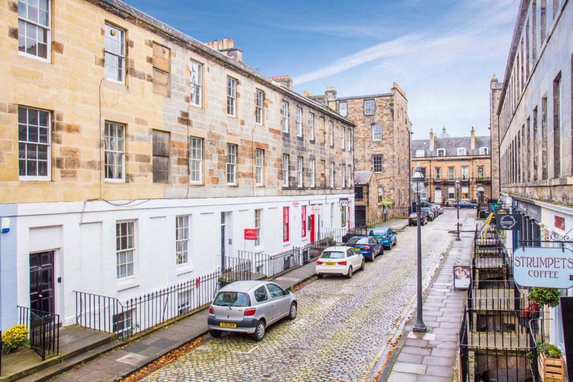 2 Bedroom Flat In West End Sleeps 4 Edinburgh