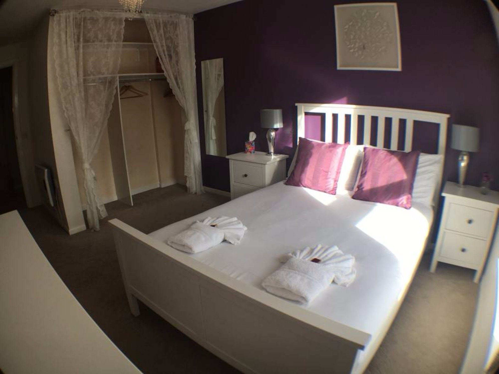 3 Bedroom Flat Near Centre With Parking Edinburgh