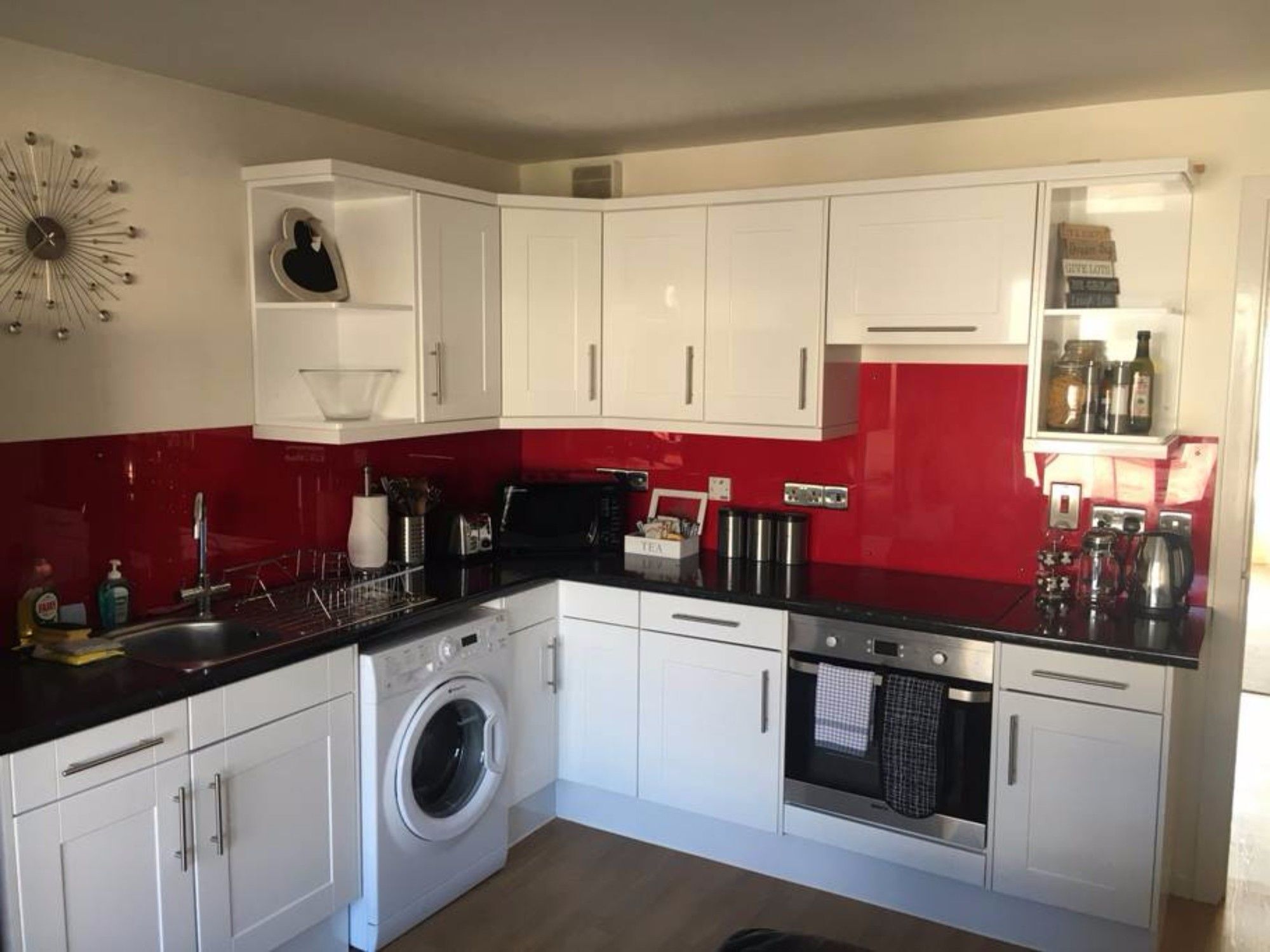 3 Bedroom Flat Near Centre With Parking Edinburgh