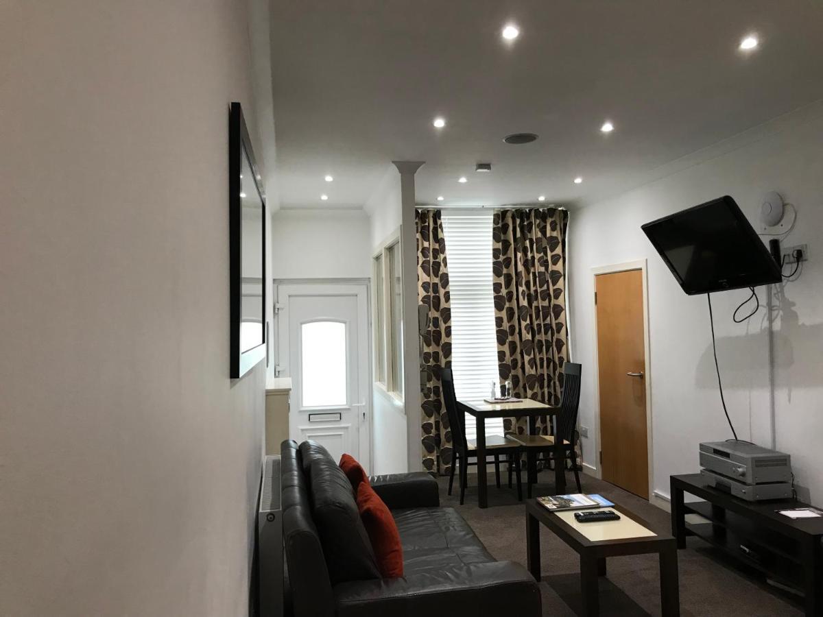 Fountain Court - Grove Aparthotel