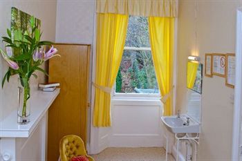 Halcyon House Guest house