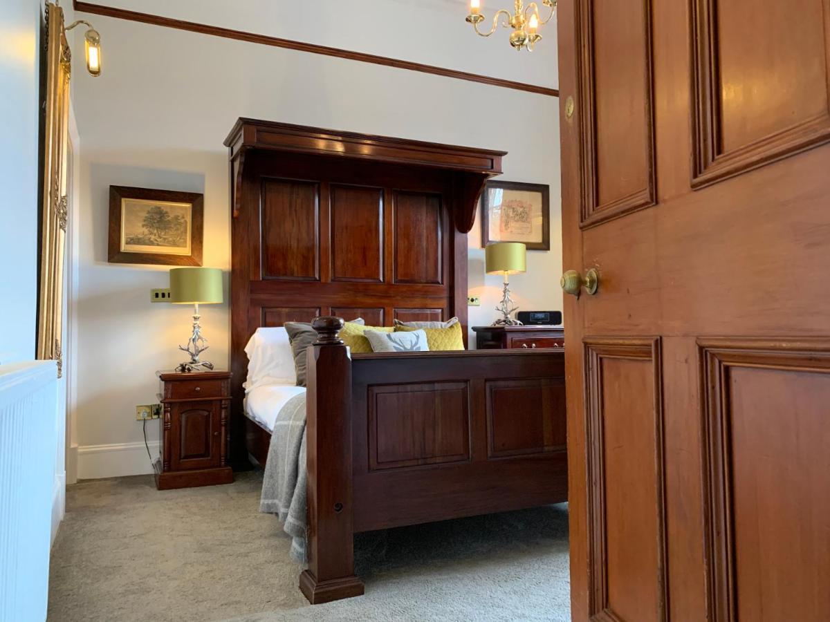 23 Mayfield 5*