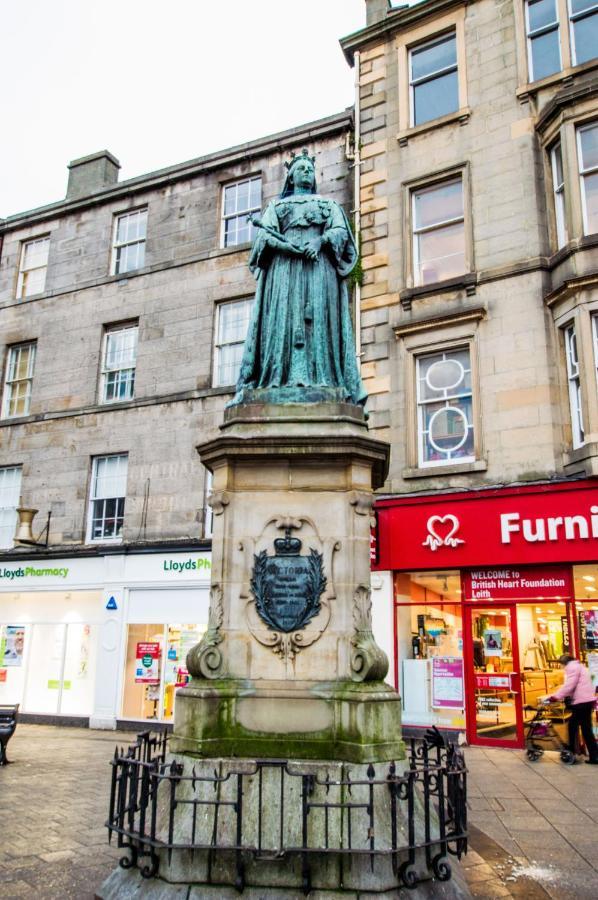 Centre Jasmine -sleeps 7 Apartment Edinburgh