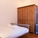 2 Bedroom Property Near Old Town And Grassmarket