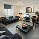 Old Town Suites - Nicolson