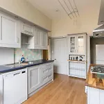 Stunning 3 Bedroom Flat in Bruntsfield