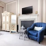 Joivy Contemporary Flat In The New Town