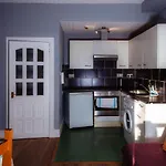 Warm&Welcoming City Centre Apartments By Meadows 6