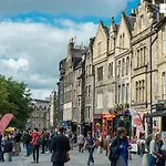 Lady Wynd - 1 Bed Apartment