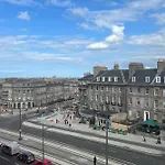 Central & Modern 2Bd Flat - Edinburgh