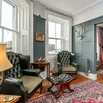 Joivy Luxury Old Town Apartment