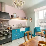 Joivy Luxury Old Town Apartment
