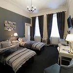 Browns Bed And Breakfast