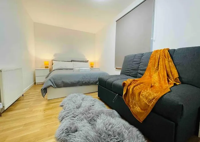Lovely Duplex Apartment In Edinburgh City Centre