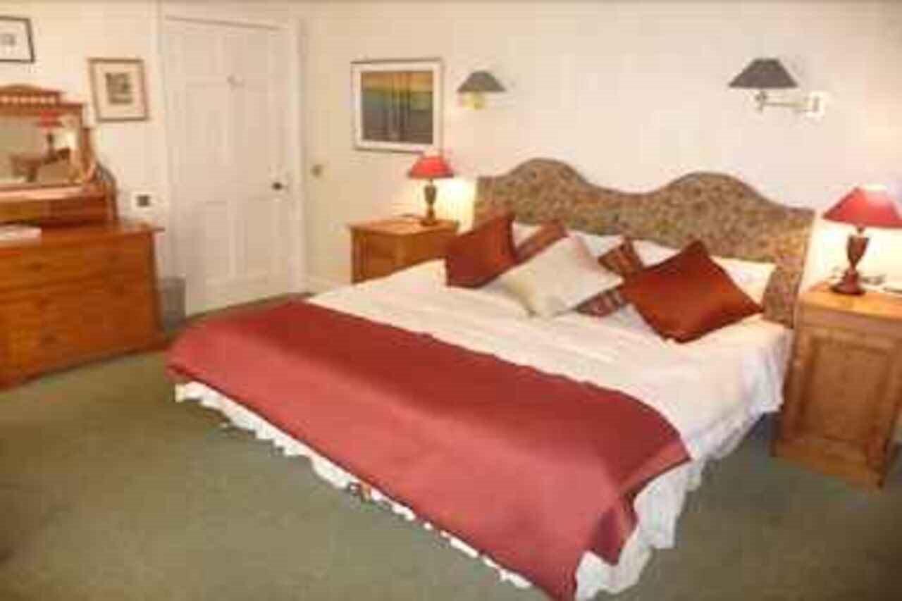 Spylaw Bank House 3*