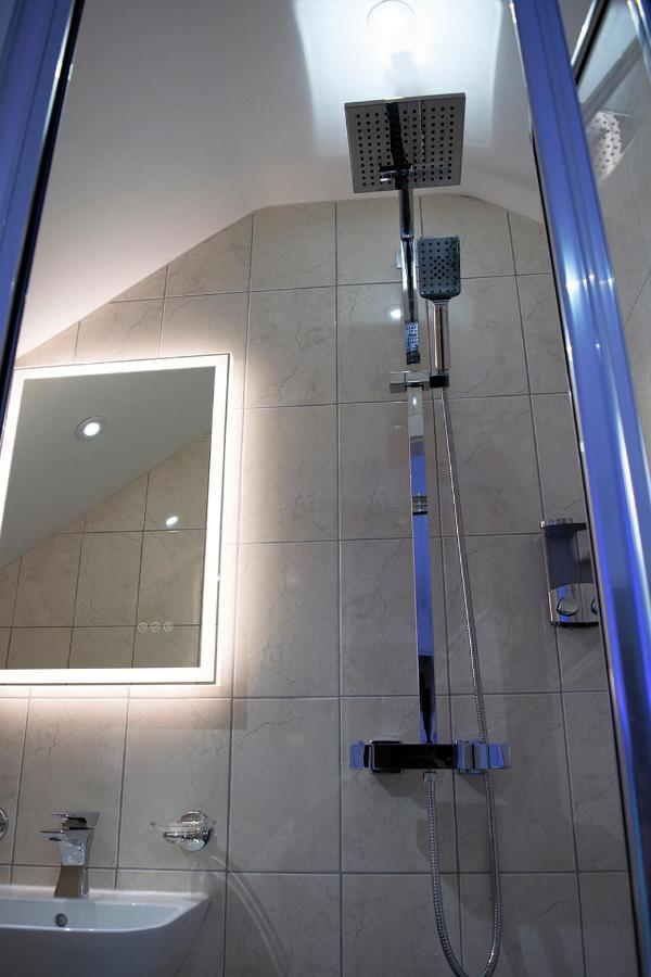 Aparthotel Crosskeys 双金匙公寓 Edinburgh