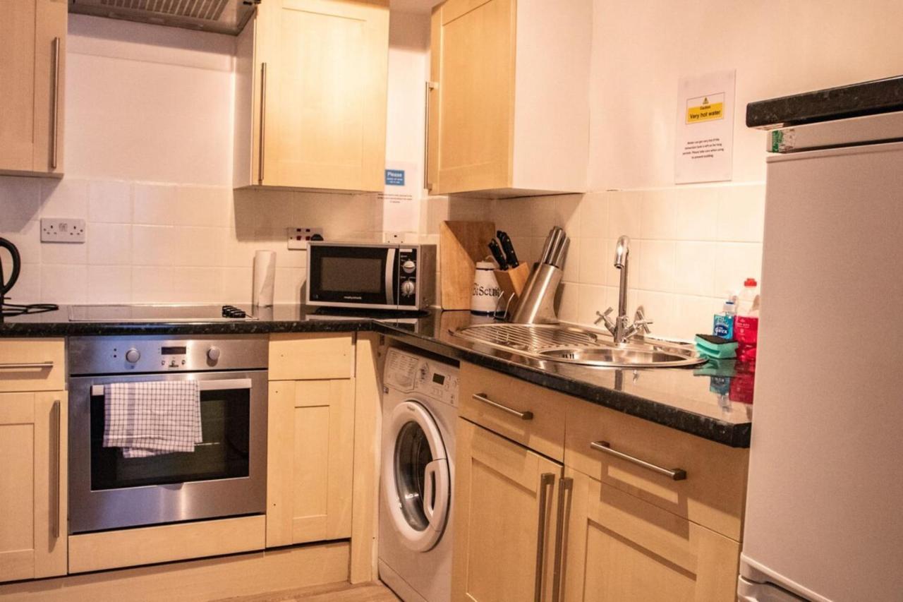 Apartment 2 Bedroom Property Near Old Town And Grassmarket *