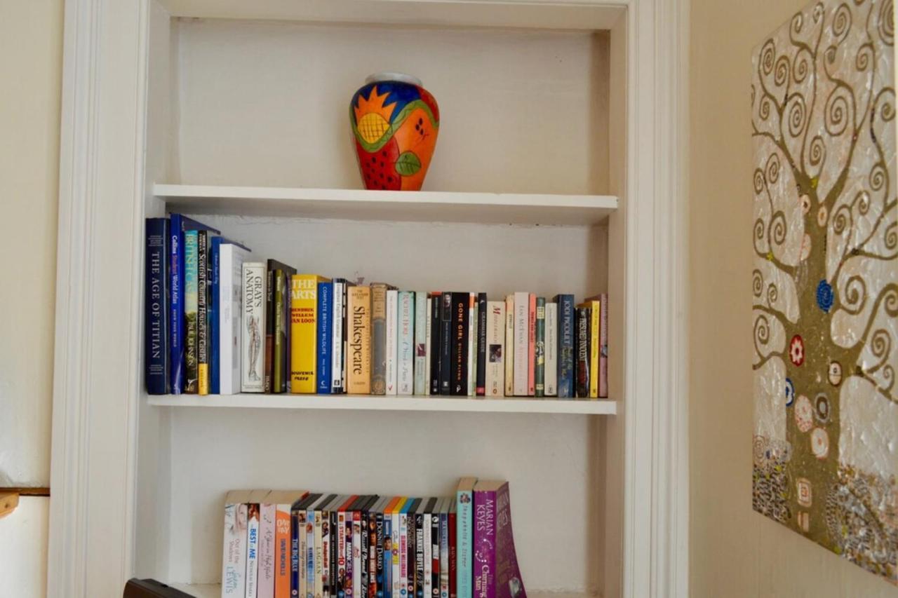 Central And Homely One Bedroom Flat