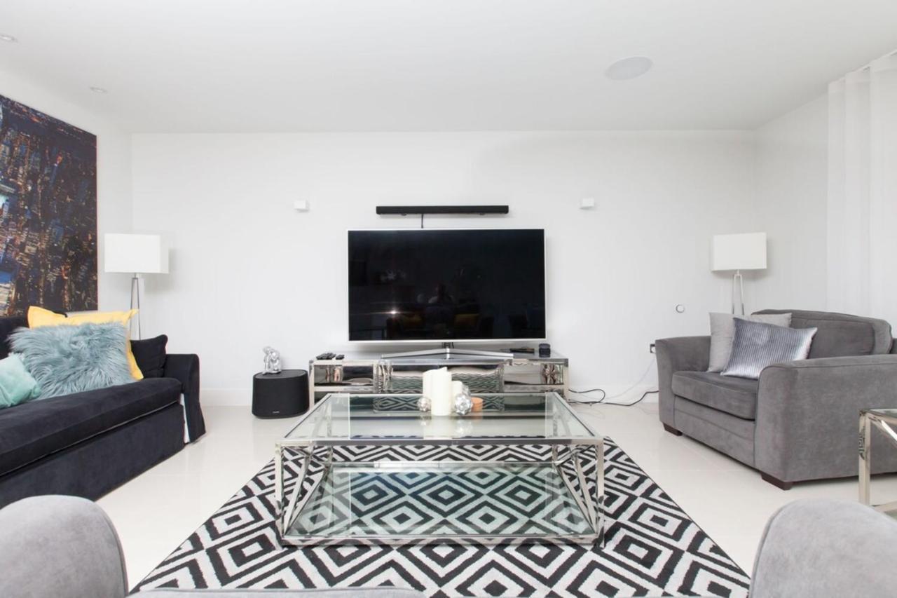 Apartment Luxurious - Sleeps 6 Edinburgh