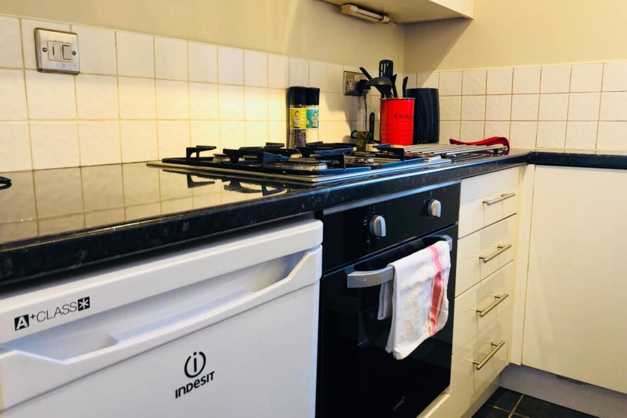 Modern Studio On Royal Mile Great For Castle Apartment EDI