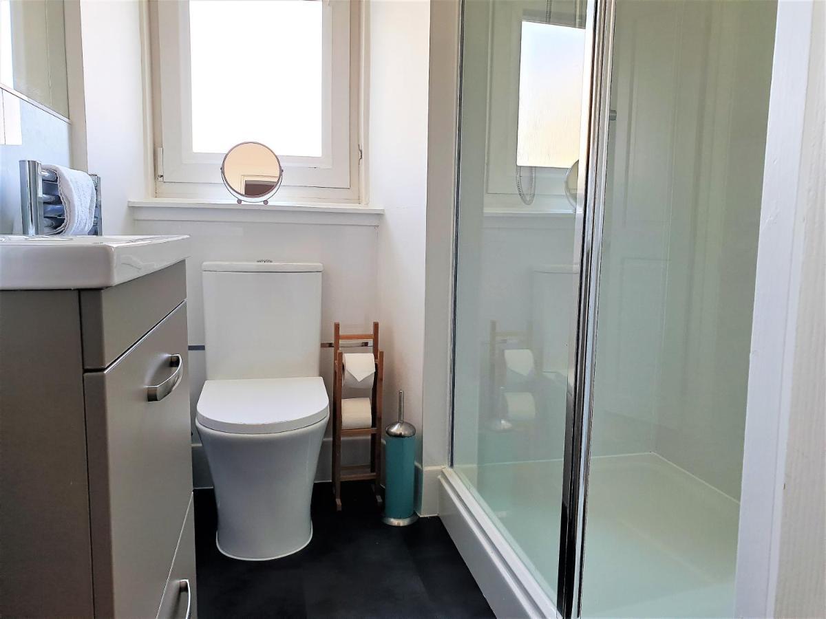 Kings Road - Seaside Retreat 15 Minutes To Central *