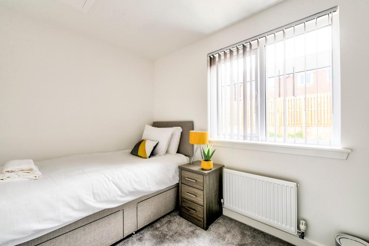 Guestready - Serene 2br W Yard & Parking - Sleeps Up To 6 Holiday home