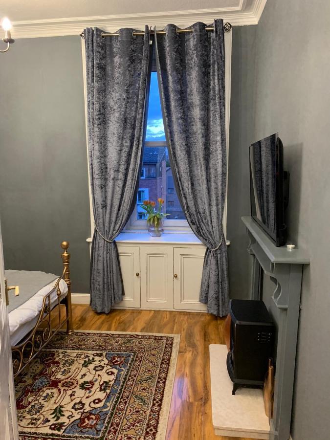 Glamours Stylish Victorian Near Centre Apartment *