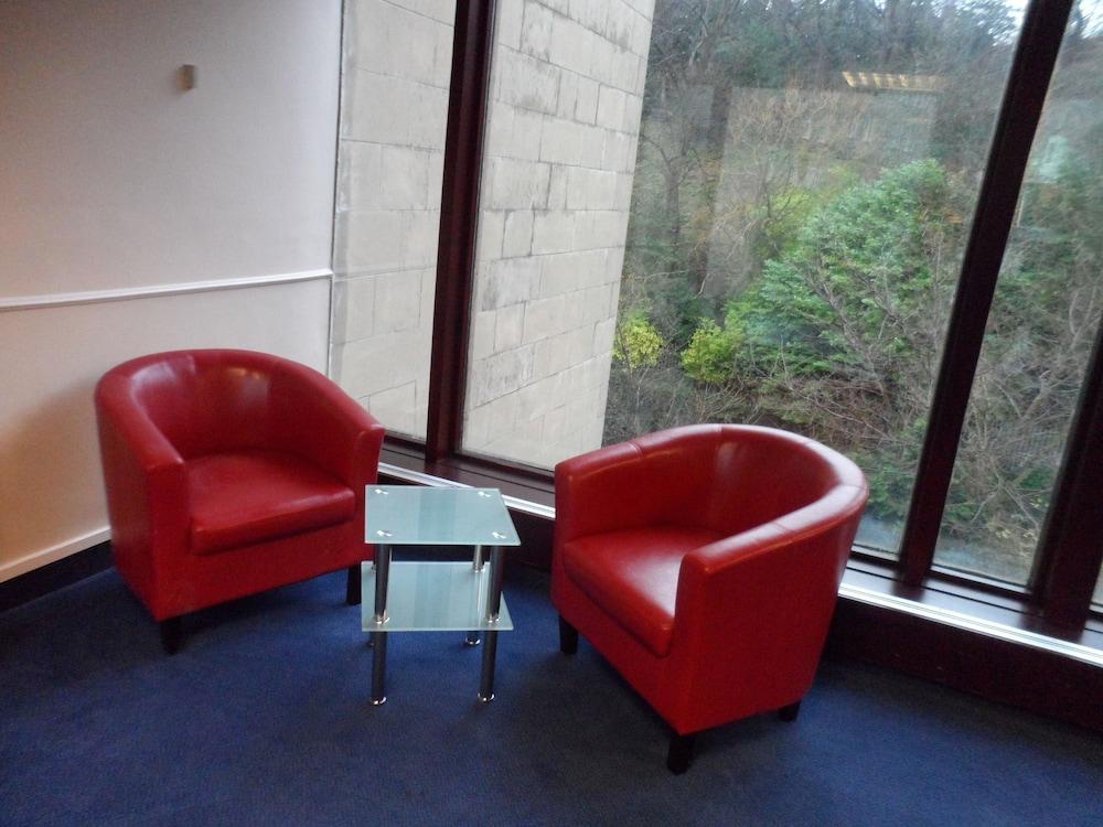 Britannia 3* Edinburgh